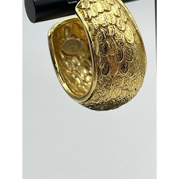 Bellezza Italy Hammered Textured Gold Tone Chunky Half Hoop 925 Back Earrings - Picture 11 of 14